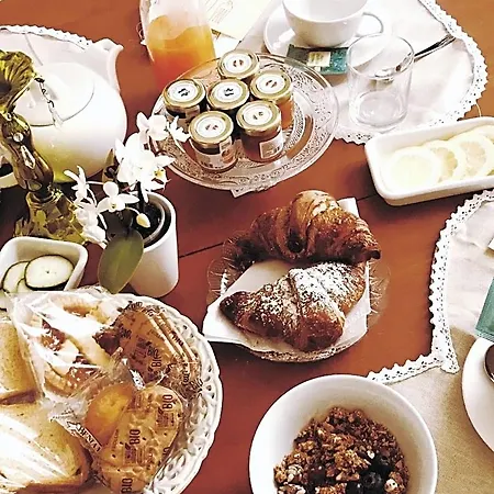 Couette-café Archè Salernes